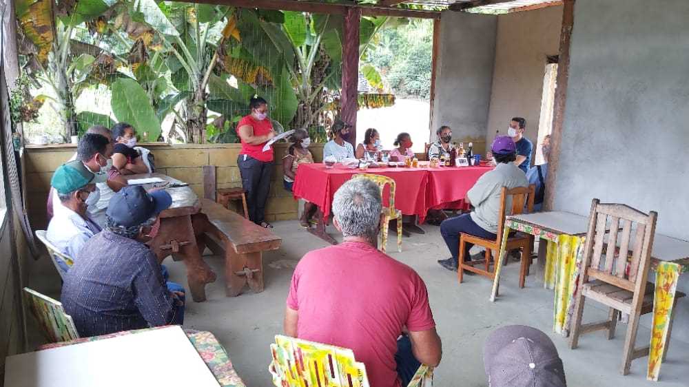 Camacã: Secretaria de Agricultura se reúne com produtores rurais de São João do Panelinha